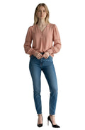 Blouse Fluide Impériale à Détails Dentelle – Rose Poudré